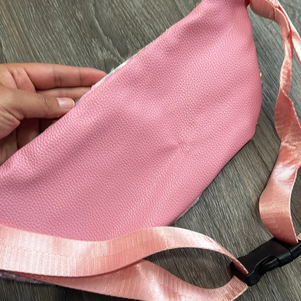 Pink Sequins Side Bag - Picture 7 of 7